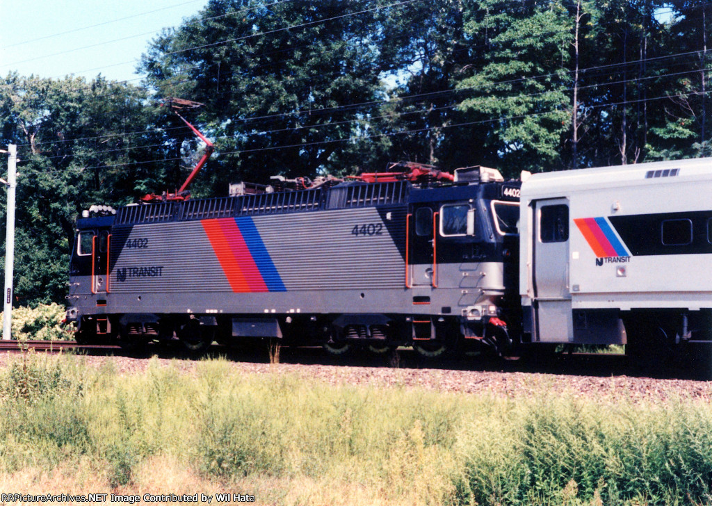 NJT ALP-44 4402